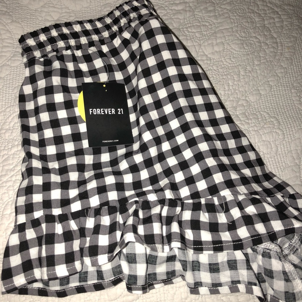 FOREVER 21 size medium shorts
